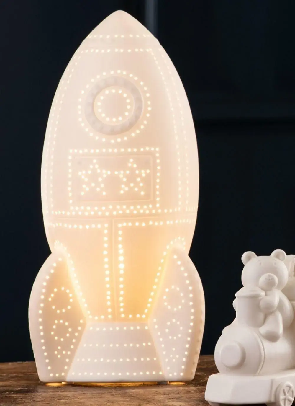 Belleek Rocket Luminaire (IRL:UK:EUROPE fitting)